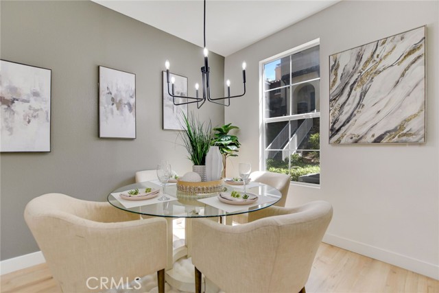 Detail Gallery Image 15 of 47 For 28210 Canterbury Ct, Valencia,  CA 91354 - 2 Beds | 2/1 Baths