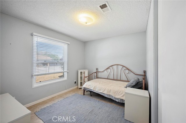 41125 179th E Street, Lancaster CA: https://media.crmls.org/medias/91d25edf-d987-47d0-82c9-c1ada15547fc.jpg