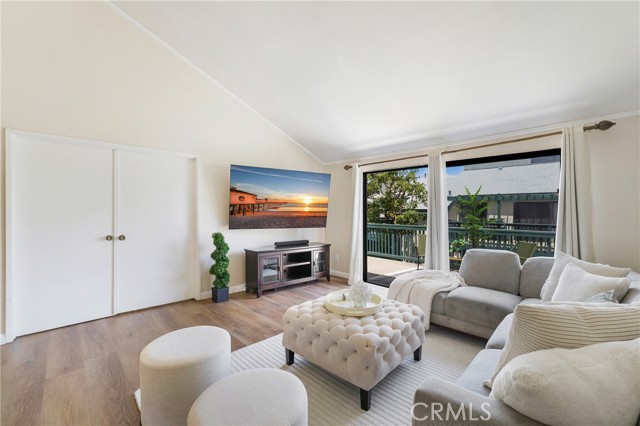 Detail Gallery Image 9 of 29 For 12812 Timber Rd #22,  Garden Grove,  CA 92840 - 3 Beds | 2 Baths
