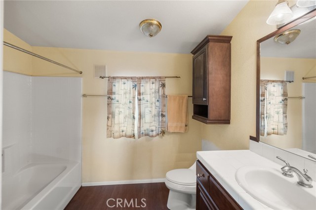22910 Olivas Avenue, Nuevo CA: https://media.crmls.org/medias/91d2a464-4259-408a-86a8-6add7b14a38c.jpg