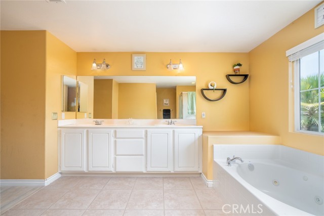 Detail Gallery Image 28 of 34 For 24912 Blue Oak Cir, Menifee,  CA 92584 - 5 Beds | 2/1 Baths