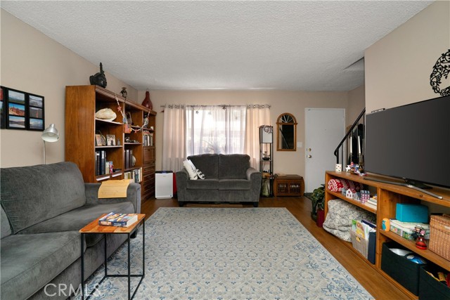 2615 Curtis Avenue, Redondo Beach CA: https://media.crmls.org/medias/91d308b3-c1ca-4af9-a8c5-199dc549878f.jpg