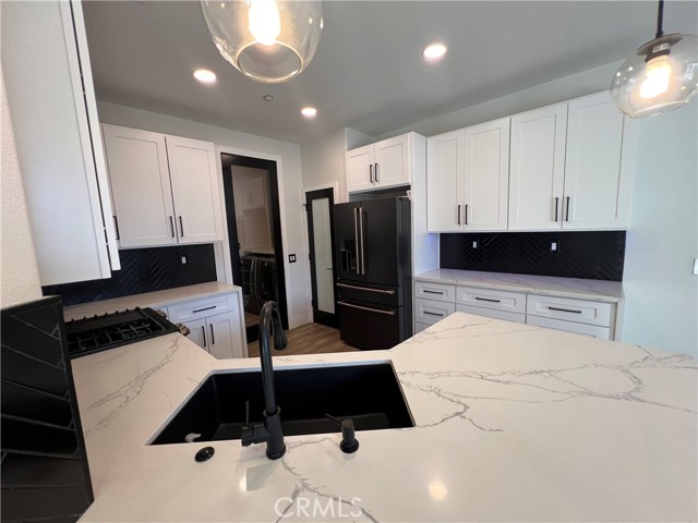 Detail Gallery Image 2 of 25 For 7161 East Ave, Rancho Cucamonga,  CA 91739 - 3 Beds | 2/1 Baths