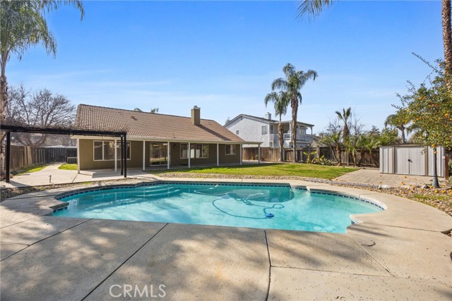 Detail Gallery Image 40 of 56 For 10302 Willow Bend Ct, Bakersfield,  CA 93312 - 4 Beds | 2 Baths