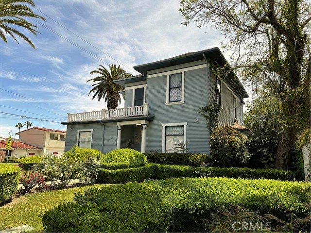 Detail Gallery Image 5 of 8 For 4308 Lime St, Riverside,  CA 92501 - – Beds | – Baths