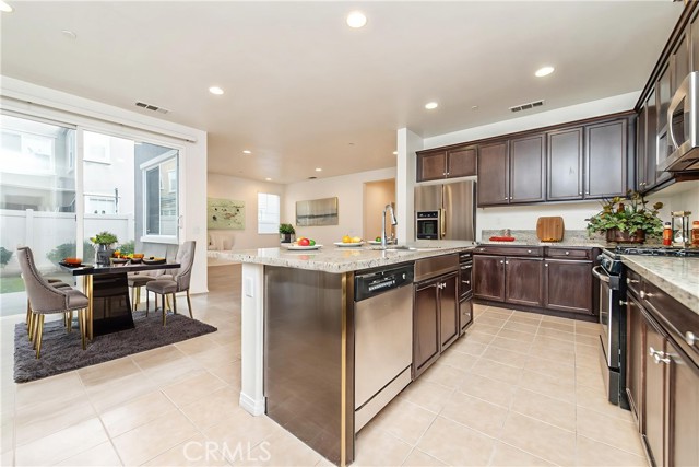 Detail Gallery Image 7 of 71 For 14665 Marquette, Chino,  CA 91710 - 4 Beds | 3/1 Baths