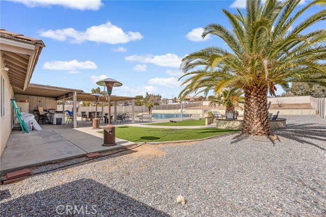 Detail Gallery Image 22 of 44 For 19084 Rocksprings Rd, Hesperia,  CA 92345 - 4 Beds | 2 Baths