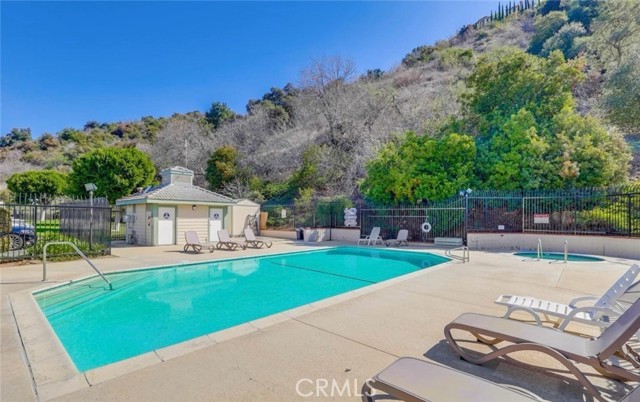 2010 Galvin Lane, Diamond Bar CA: https://media.crmls.org/medias/91d54921-921a-45c0-923e-bbd80268e936.jpg