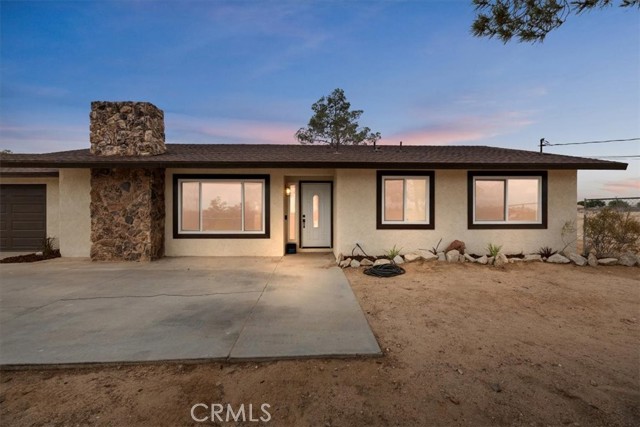 Detail Gallery Image 2 of 41 For 15637 Topango Rd, Victorville,  CA 92394 - 3 Beds | 2 Baths