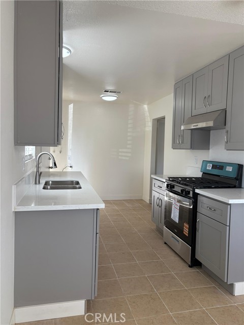 Detail Gallery Image 8 of 12 For 2424 San Pedro, Hemet,  CA 92545 - 2 Beds | 1 Baths