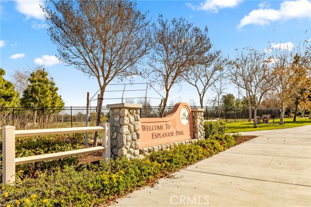 Detail Gallery Image 37 of 39 For 5052 Clematis Ct, Jurupa Valley,  CA 91752 - 5 Beds | 3/1 Baths