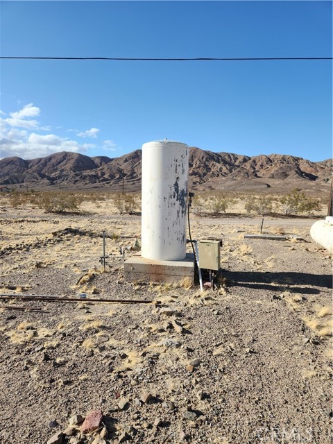 38937 Oleander Road, Newberry Springs CA: https://media.crmls.org/medias/91d815f2-3e92-480f-b367-6297a407dbdd.jpg