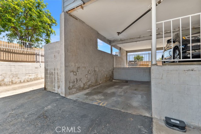 Detail Gallery Image 12 of 14 For 20930 Parthenia St #206,  Canoga Park,  CA 91304 - 1 Beds | 1 Baths