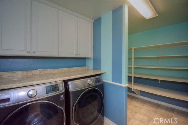 38119 Spring Canyon Drive, Murrieta CA: https://media.crmls.org/medias/91d8b9d6-f6e6-4327-aff0-c3349bda89bf.jpg