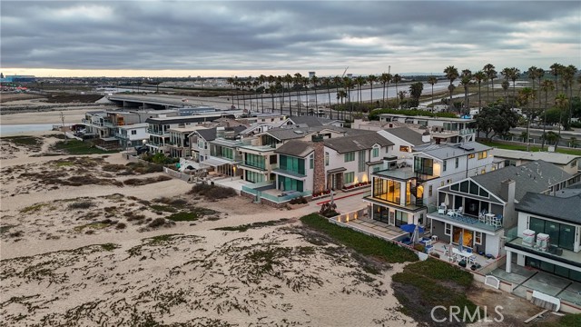 7210 W. Oceanfront, Newport Beach CA: https://media.crmls.org/medias/91d9cf21-b92a-49d2-9d9a-c13b5ab1e45b.jpg