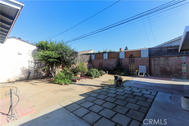 Detail Gallery Image 26 of 31 For 10556 Haledon, Downey,  CA 90241 - 3 Beds | 3 Baths