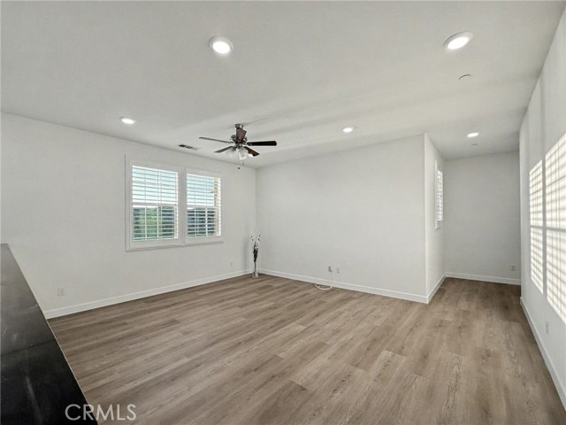 Detail Gallery Image 13 of 26 For 7662 Cabrillo, Corona,  CA 92880 - 5 Beds | 3/1 Baths