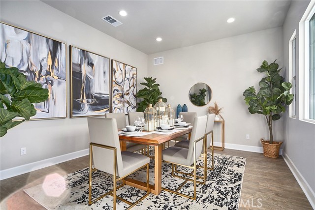 Detail Gallery Image 25 of 34 For 19372 Earth Summit, Apple Valley,  CA 92308 - 6 Beds | 4/1 Baths