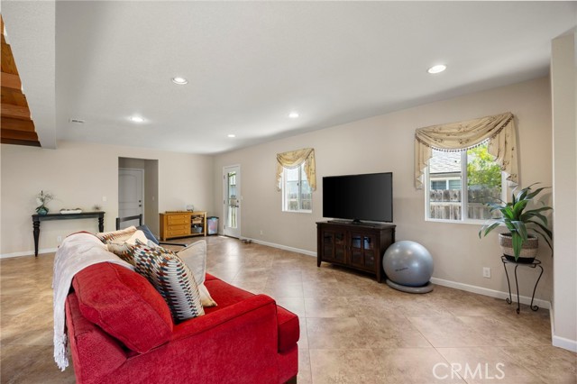 Detail Gallery Image 28 of 55 For 3401 Madonna Dr, Fullerton,  CA 92835 - 4 Beds | 3 Baths