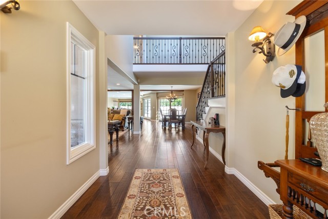 Detail Gallery Image 11 of 68 For 2030 Leeward Ln, Newport Beach,  CA 92660 - 4 Beds | 3/1 Baths