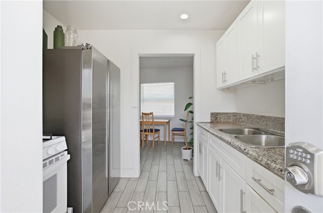 Image 17 of 28 For 8317 Whittier