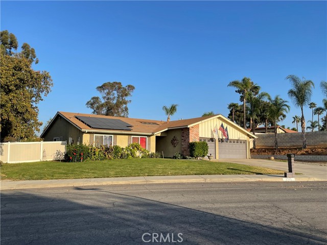 Image 2 for 2515 Falling Oak Dr, Riverside, CA 92506