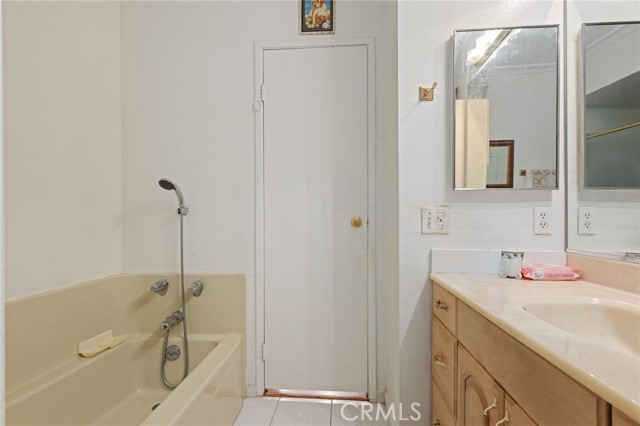 Detail Gallery Image 12 of 15 For 7300 Franklin Ave #354,  Los Angeles,  CA 90046 - 1 Beds | 1 Baths