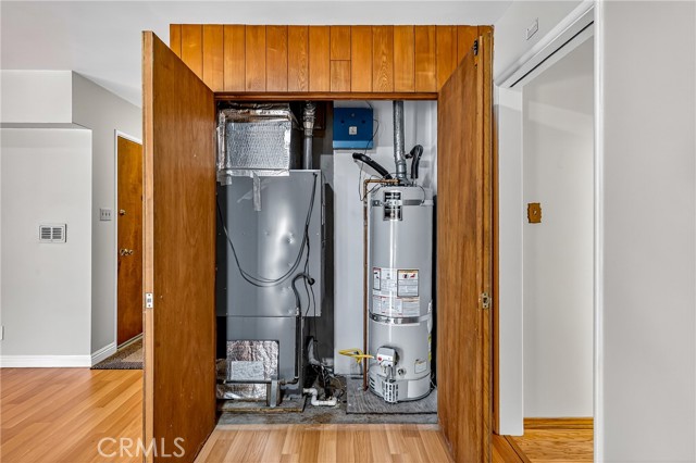 5382 Park Place, Chino CA: https://media.crmls.org/medias/91dd3127-fcbf-4239-81ff-909954fff771.jpg