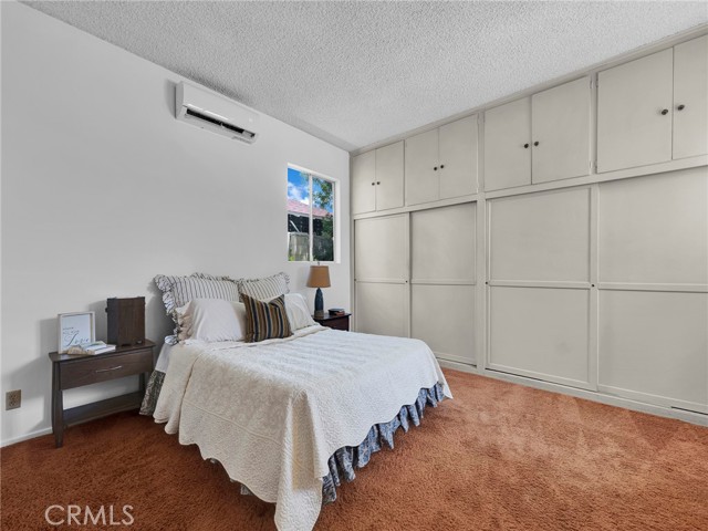 Detail Gallery Image 15 of 32 For 9952 Noble Ave, –,  CA 91345 - 4 Beds | 2 Baths