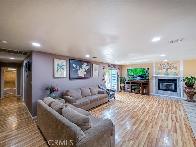 Detail Gallery Image 20 of 47 For 45431 Sancroft Ave, Lancaster,  CA 93535 - 4 Beds | 2 Baths