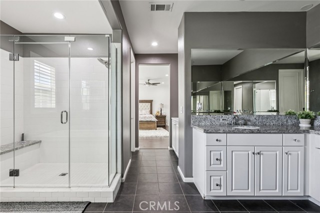 27631 Camellia Drive, Saugus CA: https://media.crmls.org/medias/91e0b64a-12e6-48ad-8cf8-58aa5b3985e1.jpg