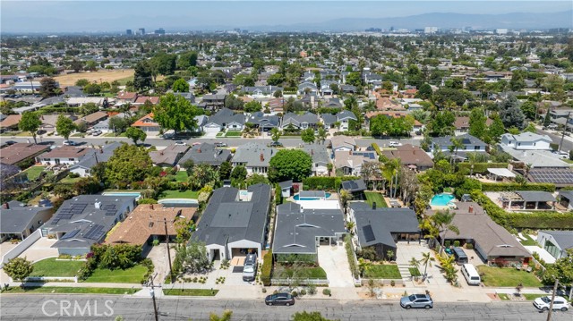 270 Cecil Place, Costa Mesa CA: https://media.crmls.org/medias/91e1ca80-8cab-481b-a96c-05fd55e9e24b.jpg