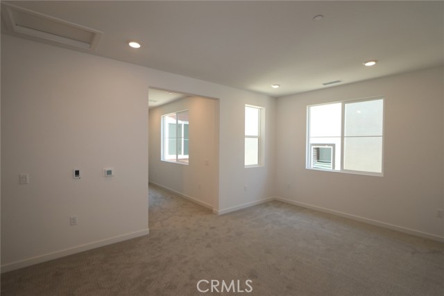 Detail Gallery Image 7 of 12 For 26969 Echo Mountain Way, Valencia,  CA 91381 - 4 Beds | 3/5 Baths