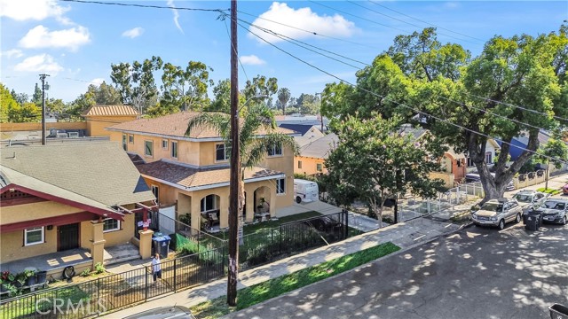 710 E 2nd Street, Santa Ana CA: https://media.crmls.org/medias/91e28680-d478-4358-aa65-180574146921.jpg