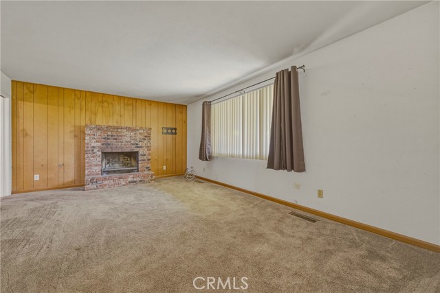 Image 20 of 46 For 8136 Walnut Avenue