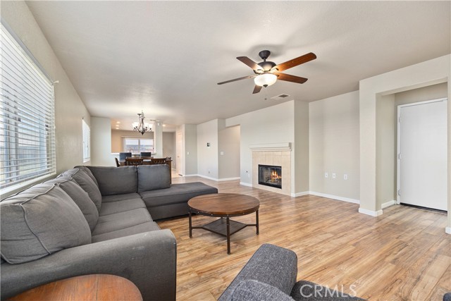 Detail Gallery Image 7 of 35 For 13845 Ashmont St, Victorville,  CA 92392 - 3 Beds | 2 Baths
