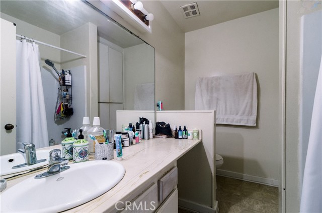 Detail Gallery Image 12 of 24 For 719 N Eucalyptus Ave 9c,  Inglewood,  CA 90302 - 2 Beds | 1/1 Baths