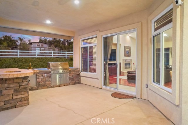 14161 Scenic View Road, Perris CA: https://media.crmls.org/medias/91e4eef7-0017-4151-aebc-8fa910d0520f.jpg