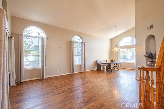 Detail Gallery Image 10 of 57 For 31384 Corte Tunas, Temecula,  CA 92592 - 5 Beds | 3 Baths