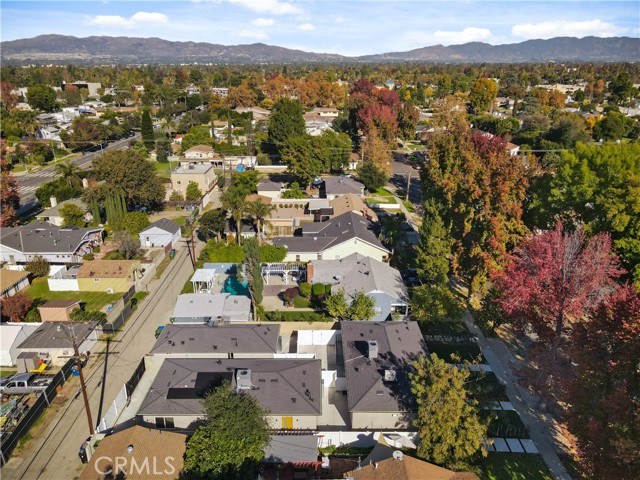 Detail Gallery Image 7 of 75 For 6935 Jellico Ave, Lake Balboa,  CA 91406 - 8 Beds | 8 Baths