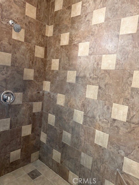 520 Mount Vernon Avenue, Barstow CA: https://media.crmls.org/medias/91e5f0c6-193e-4c60-89cd-a707722c45ce.jpg
