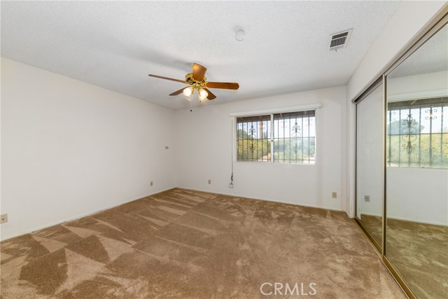 Detail Gallery Image 16 of 33 For 18053 Orange St, Hesperia,  CA 92345 - 5 Beds | 2/1 Baths