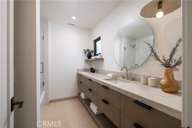Detail Gallery Image 29 of 50 For 1524 Dolphin Ter, Corona Del Mar,  CA 92625 - 3 Beds | 3/1 Baths