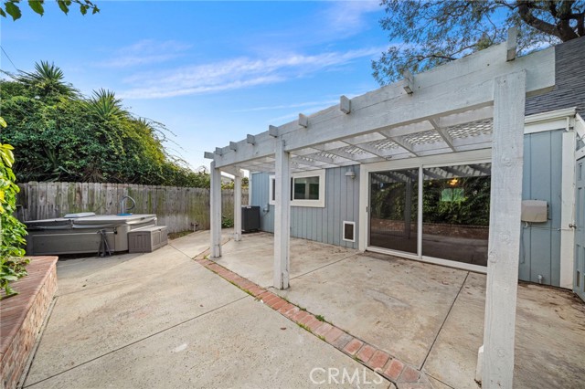 Detail Gallery Image 29 of 49 For 1025 Sea Breeze #11,  Costa Mesa,  CA 92627 - 2 Beds | 2/1 Baths