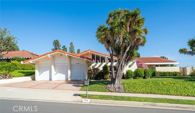 7114 Crest Rd, Rancho Palos Verdes, California 90275, 4 Bedrooms Bedrooms, ,3 BathroomsBathrooms,Residential,Sold,Crest Rd,SB19099894