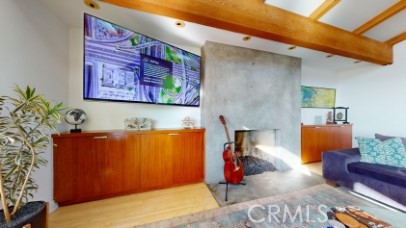 Detail Gallery Image 4 of 33 For 3205 Bayview Dr, Manhattan Beach,  CA 90266 - 3 Beds | 3 Baths