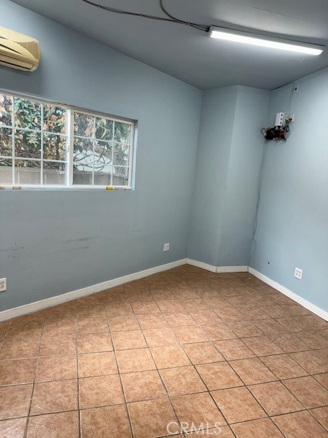 5618 Venice Boulevard, Los Angeles CA: https://media.crmls.org/medias/91e9fcea-42d0-46d1-8f73-ad31ef8df467.jpg