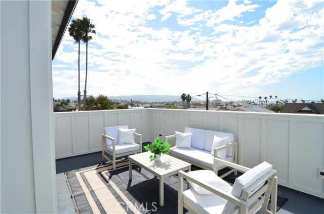 810 El Redondo Avenue, Redondo Beach, California 90277, 5 Bedrooms Bedrooms, ,5 BathroomsBathrooms,Residential,For Sale,El Redondo,SB25220734 810 El Redondo Avenue, Redondo Beach, California 90277, 5 Bedrooms Bedrooms, ,5 BathroomsBathrooms,Residential,For Sale,El Redondo,SB25220734