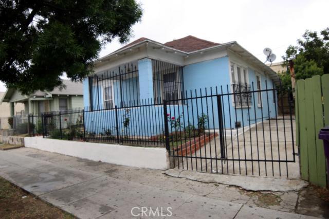 1029 10th Street, Long Beach, California 90813, 1 Bedroom Bedrooms, ,1 BathroomBathrooms,Single Family Residence,For Sale,10th,PW17185270