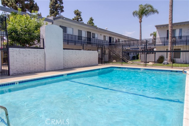 Detail Gallery Image 23 of 29 For 5500 Ackerfield Ave #307,  Long Beach,  CA 90805 - 1 Beds | 1 Baths